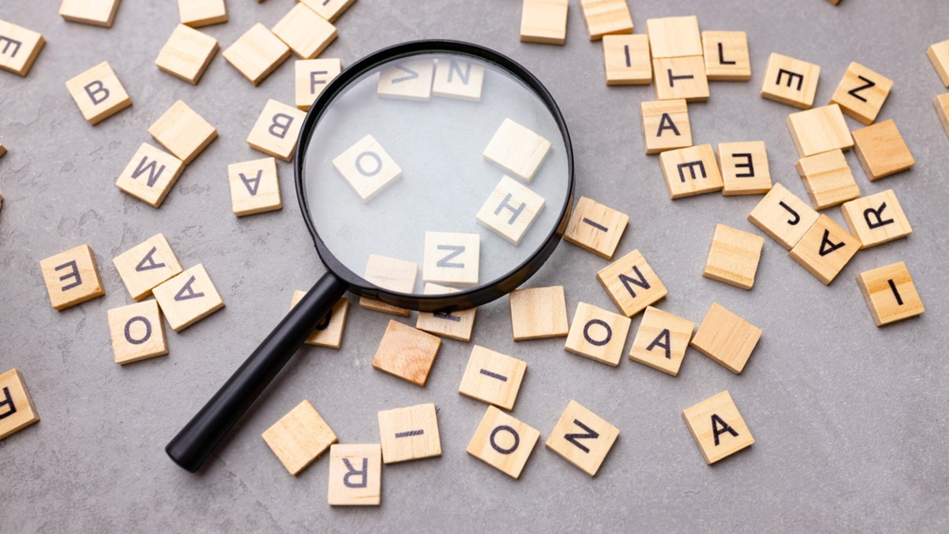 2025 yılı kelimeleri seçildi! TDK, Cambridge ve Oxford Üniversiteleri yılın kelimesi olarak ne seçti?