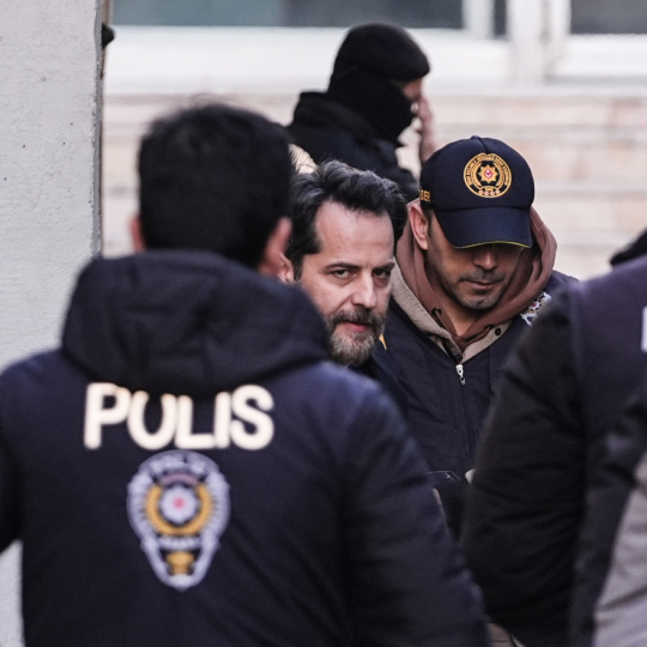 Erden Timur tutuklandı