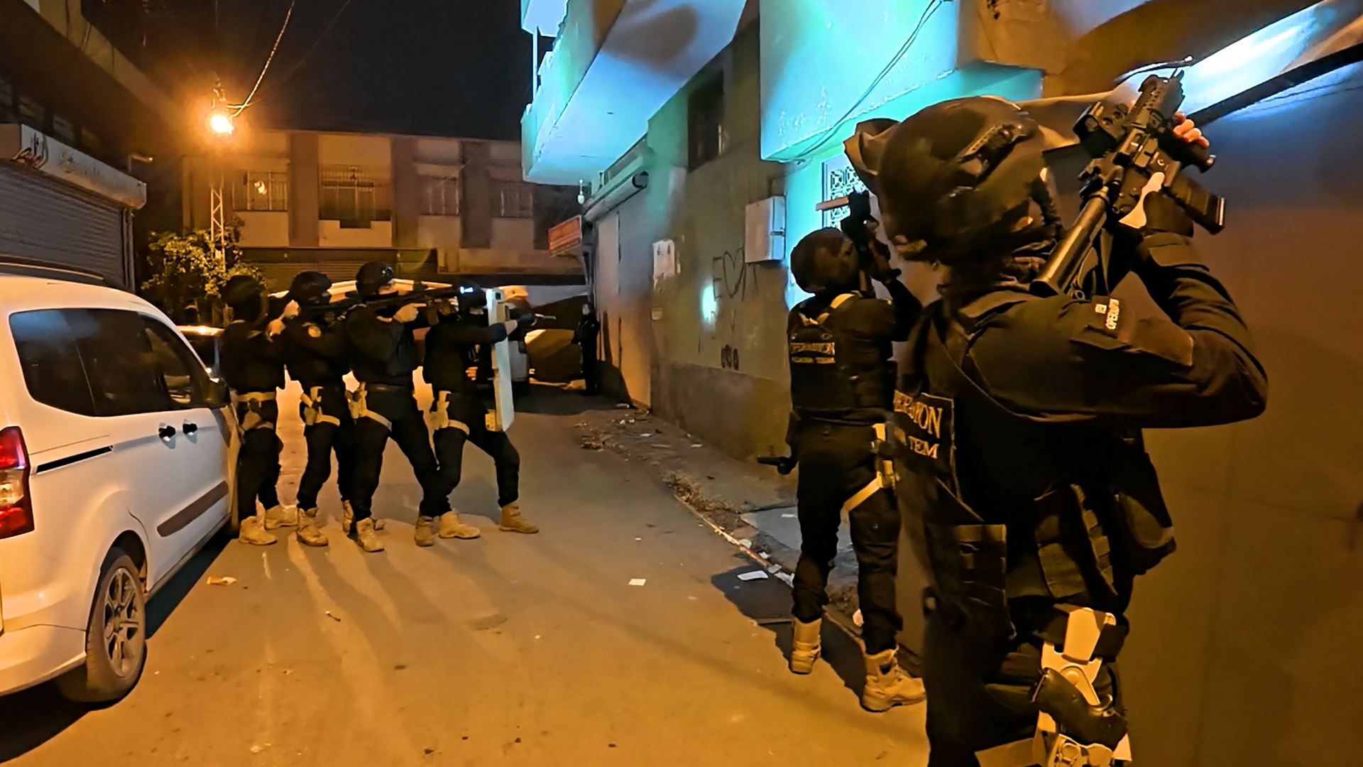 Son dakika: İstanbul'da DEAŞ operasyonu: 110 gözaltı