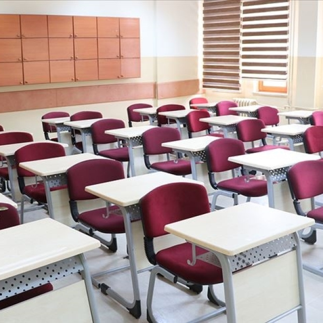 MEB "hayalet sınıf" kuran 48 özel okulun ruhsatını iptal etti