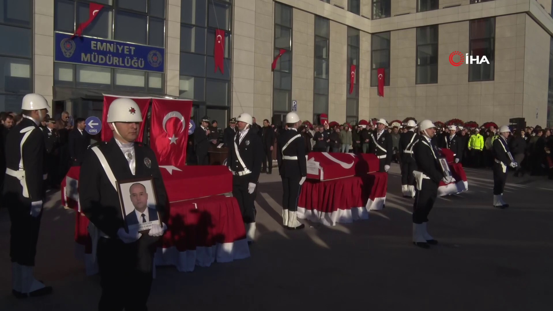 Yalova'da DEAŞ Operasyonunda 3 Polis Şehit Oldu | Tören Düzenlendi