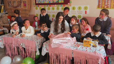 Çocukların dileklerini gerçeğe dönüştürüyor