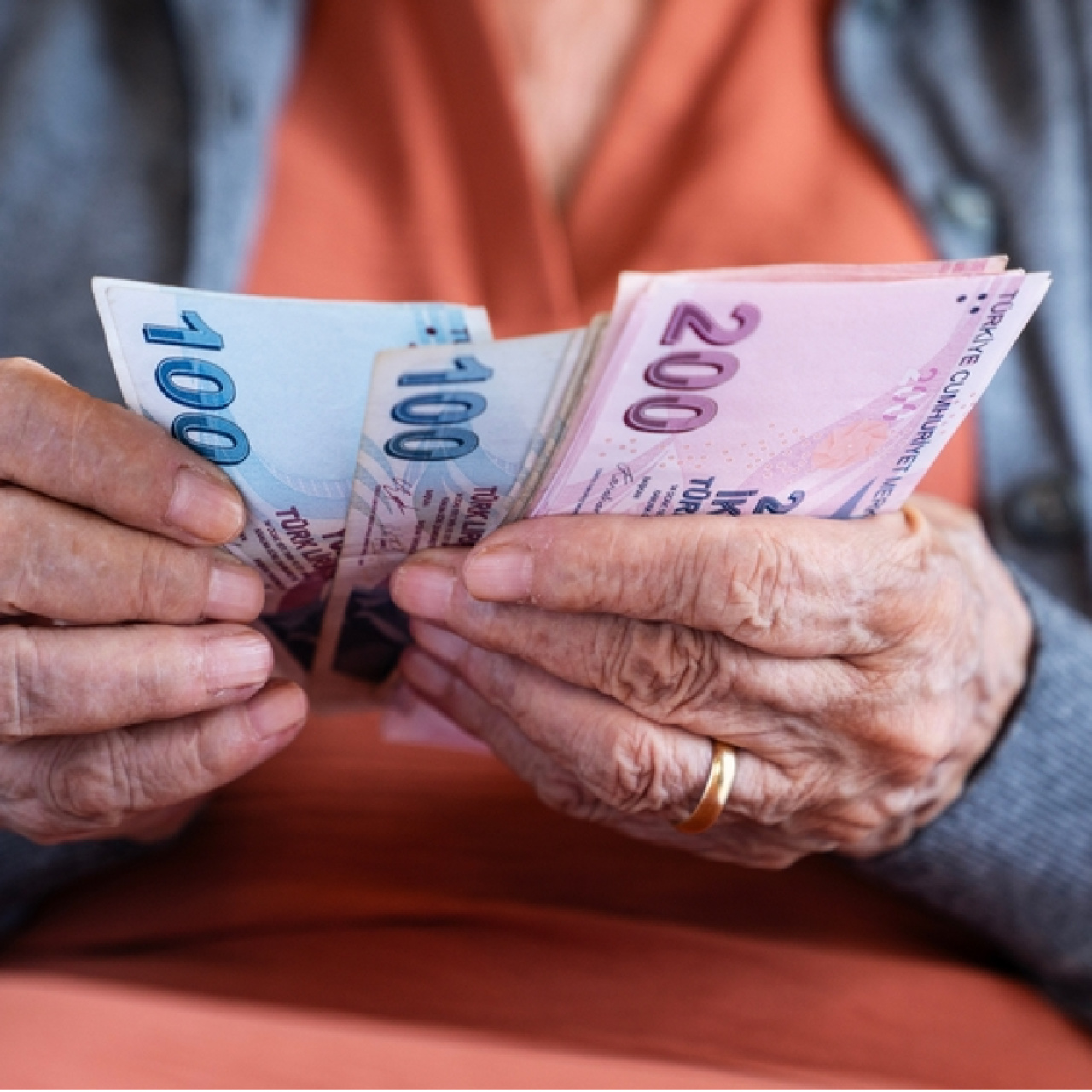 En düşük emekli aylığı ne olacak?