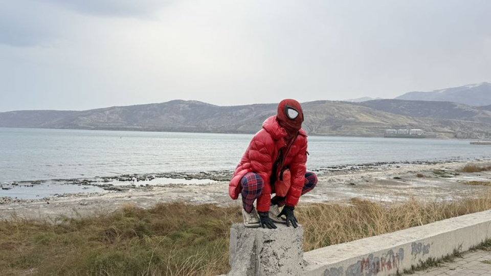 Sürücünün imdadına "Örümcek Adam" yetişti