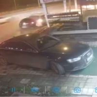 Park halindeki araca böyle çarptı