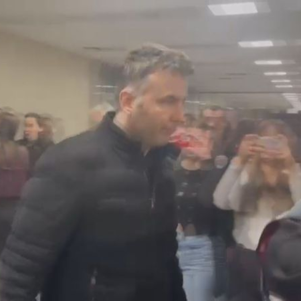 Tekrar ifade vermek için adliyede