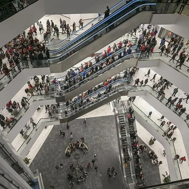 Bugün AVM'ler açık mı?