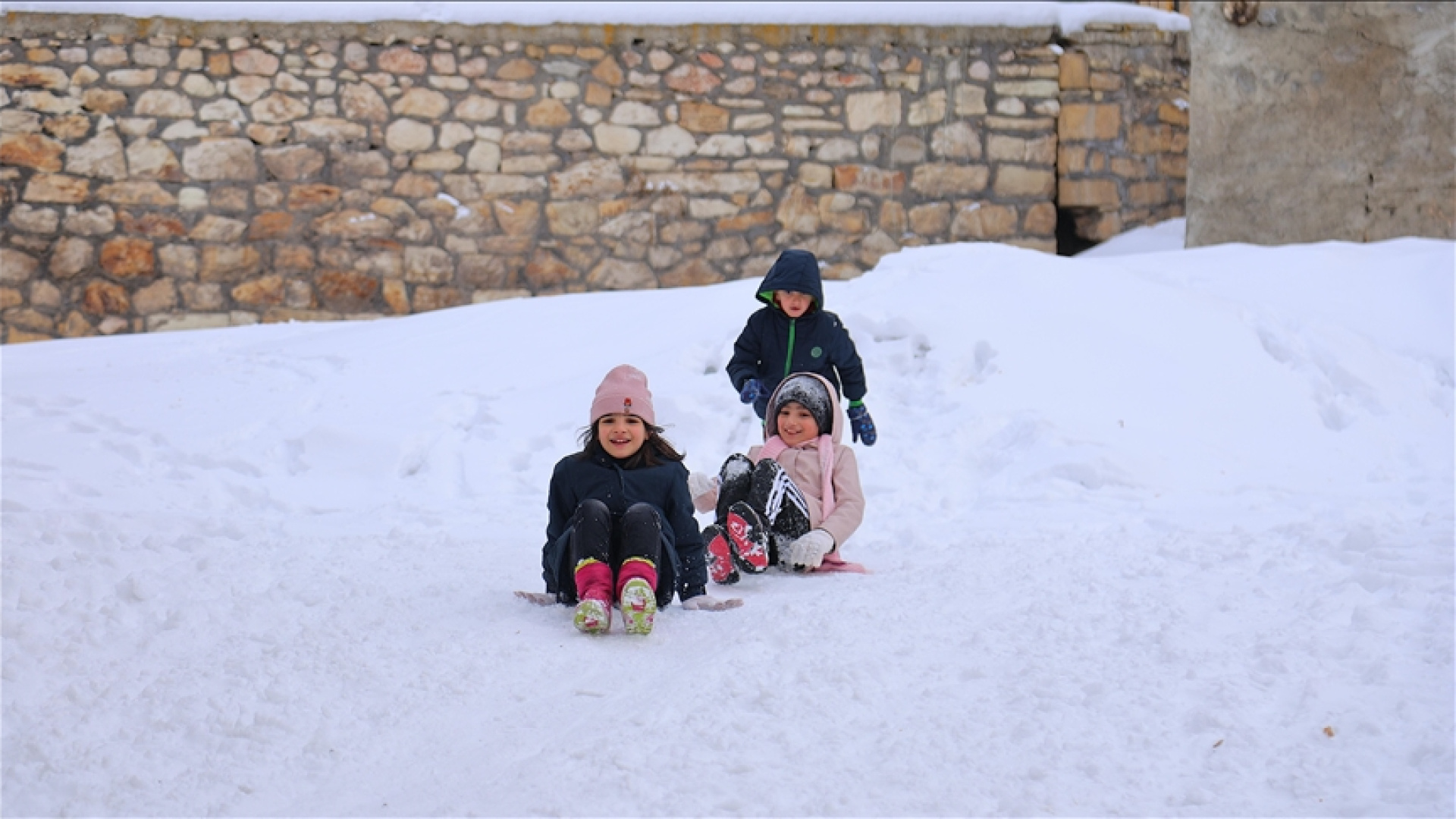 Diyarbakır'da Kar Nedeniyle Yarın Eğitime Ara Verildi