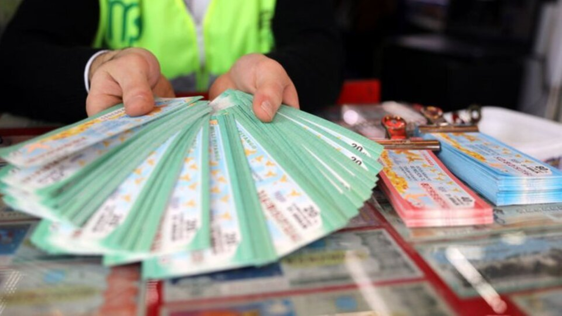 Milli Piyango’da büyük ikramiye nereye ve kime çıktı? MPİ yılbaşı çekilişi büyük ikramiyesi hangi bilete çıktı?