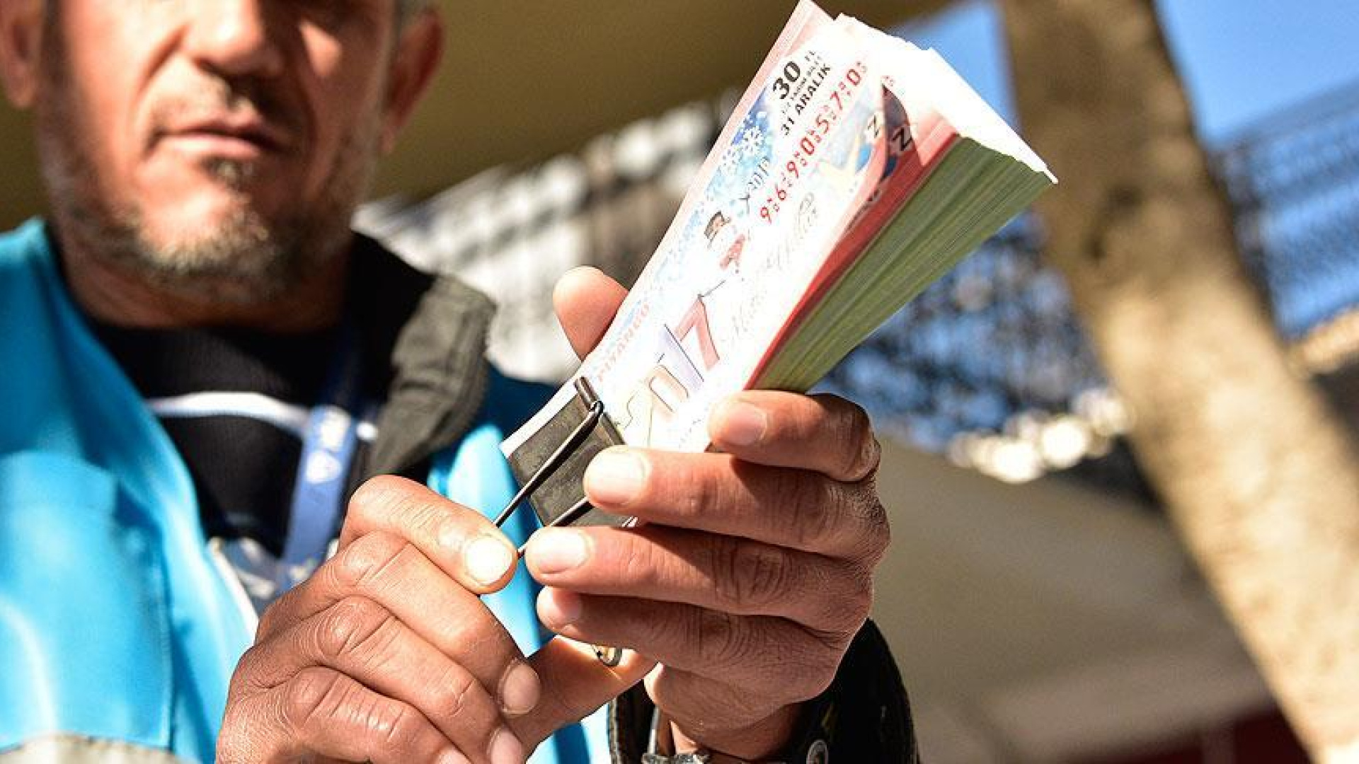 Milli Piyango Yılbaşı Çekilişinde 30 Bin TL Kazanan Numaralar Açıklandı!
