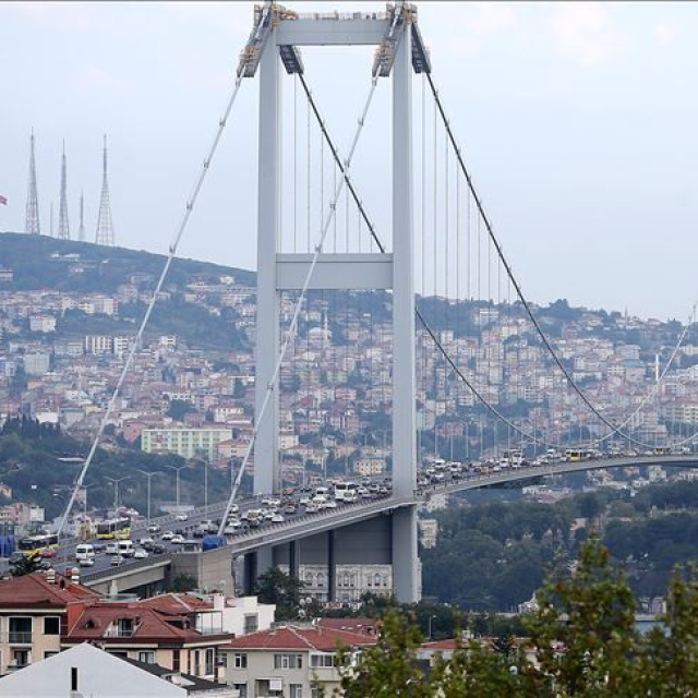 Köprü ve otoyol ücretlerine zam yapıldı
