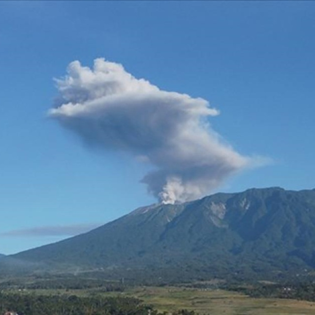 Yanardağın alarm seviyesi yükseltildi