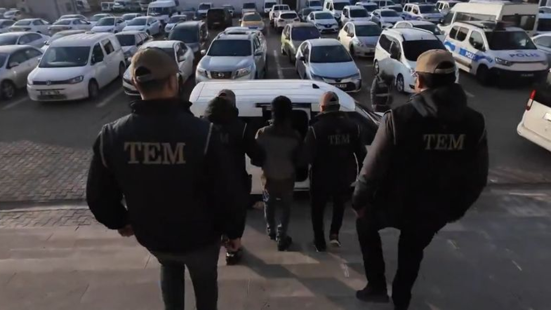 Son dakika: 25 ilde DEAŞ operasyonu: 125 gözaltı