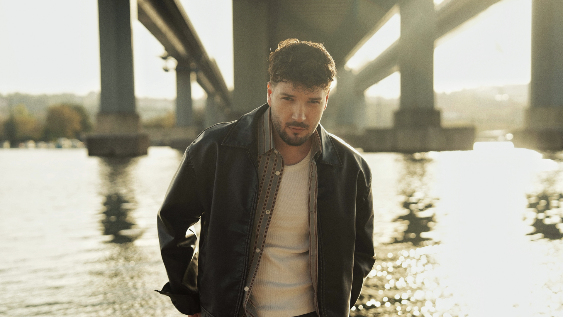 Göksel İpekçi'nin 'Duy Beni' Şarkısı Spotify'da 5. Sıraya Yükseldi