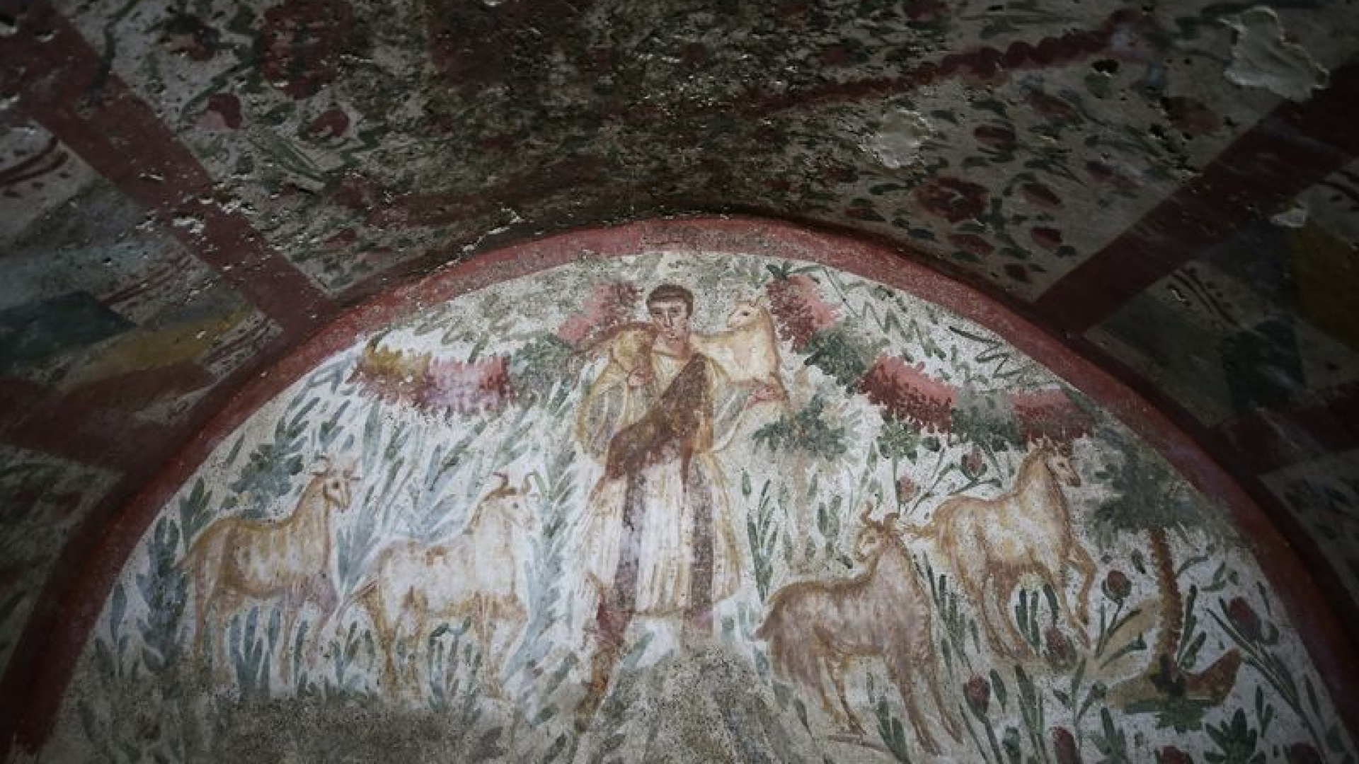 Hisardere kazılarında bulunan 'çoban İsa' freski temizlenerek daha görünür hale getirilecek