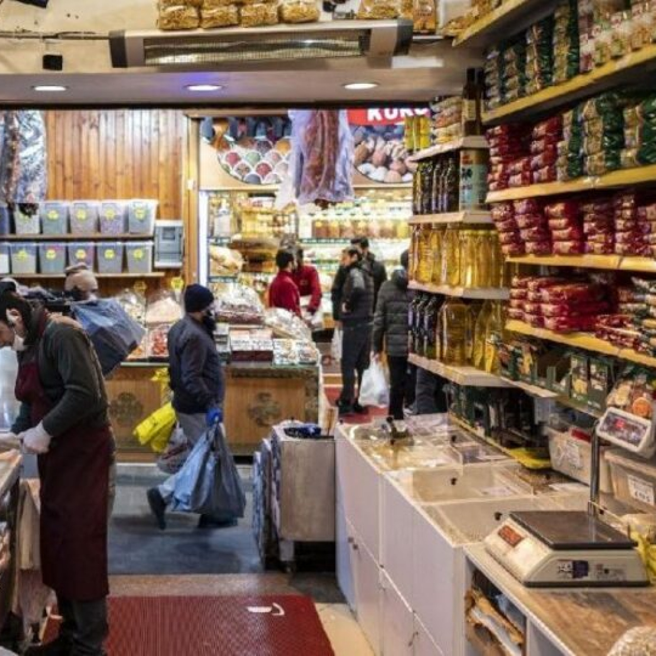 1 Ocak'ta marketler açık mı?