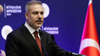 "Türkiye krizlerin çözüm adresi"