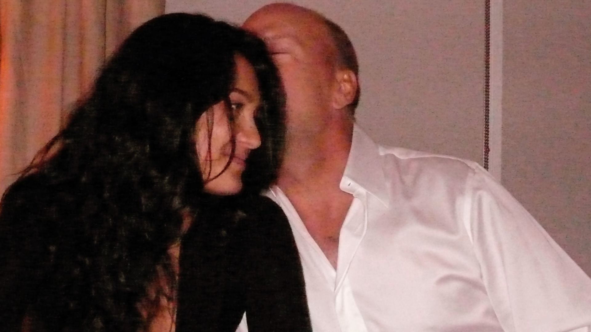 Emma Heming'den Bruce Willis'e: Başımın üstünde bir öpücükle zaman durdu