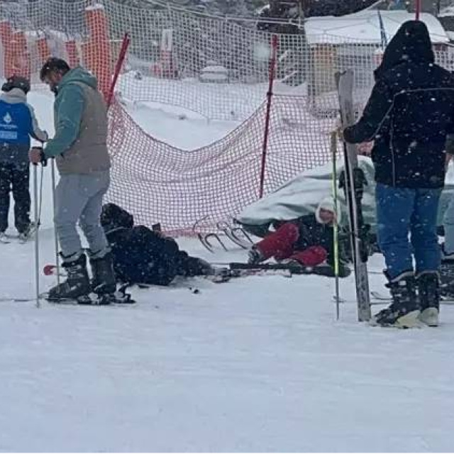 'Beyaz cennet'te acemi kayakçıların kazaları kamerada