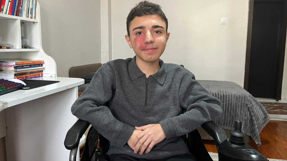 DMD hastası Furkan için kampanya! "Hedefim yazılım mühendisi olmak"