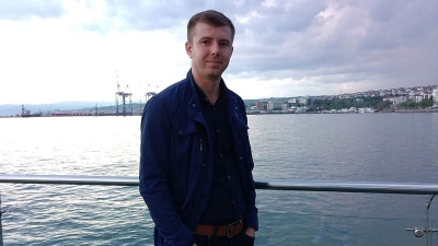 Su kanalına düşen aracın sürücüsü öldü