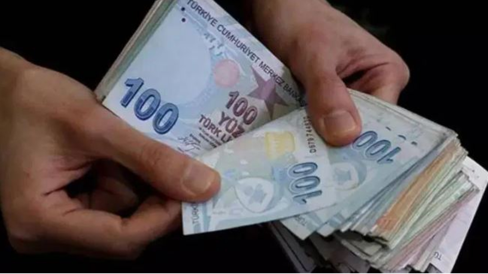 2026'da İşçilerin Vergi Yükü Artıyor: Asgari Ücretliler Bir Ay Erken Yüksek Dilime Geçecek