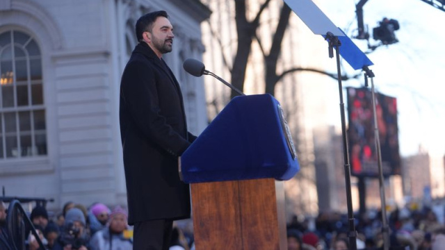 Mamdani, halka açık törende yemin etti