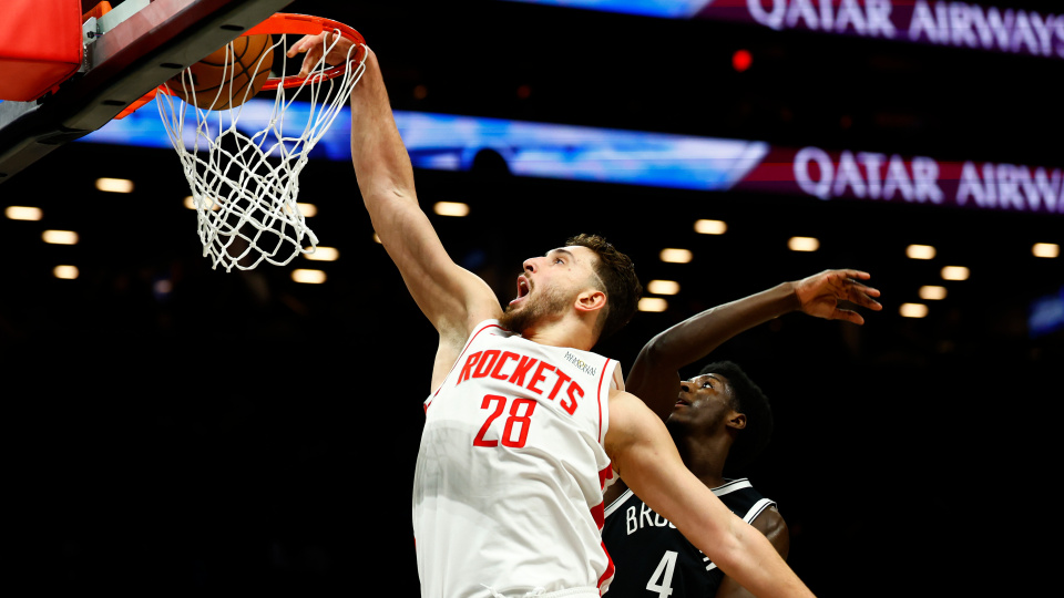 Alperen Şengün'den Brooklyn potasına 20 sayı!