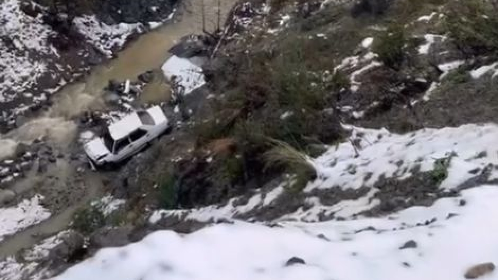 Hatay haberleri: Otomobil uçuruma düşerken kapıyı açtı | SON DAKİKA HABER | Son dakika haberleri