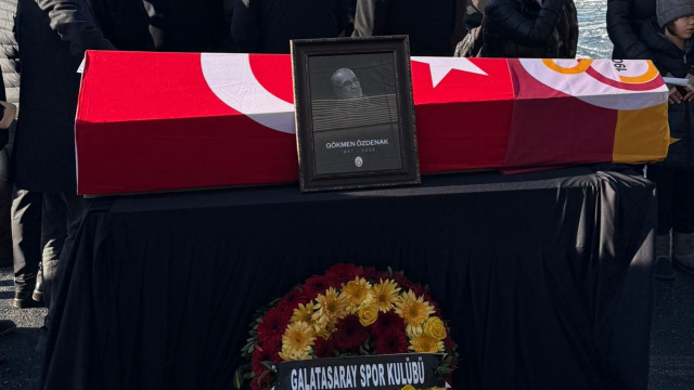 Gökmen Özdenak'a RAMS Park'ta veda!