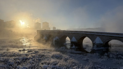 Kızılırmak Nehri buz tuttu