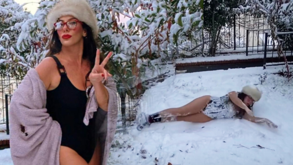 Mayoyla karların üzerinde yuvarlandı