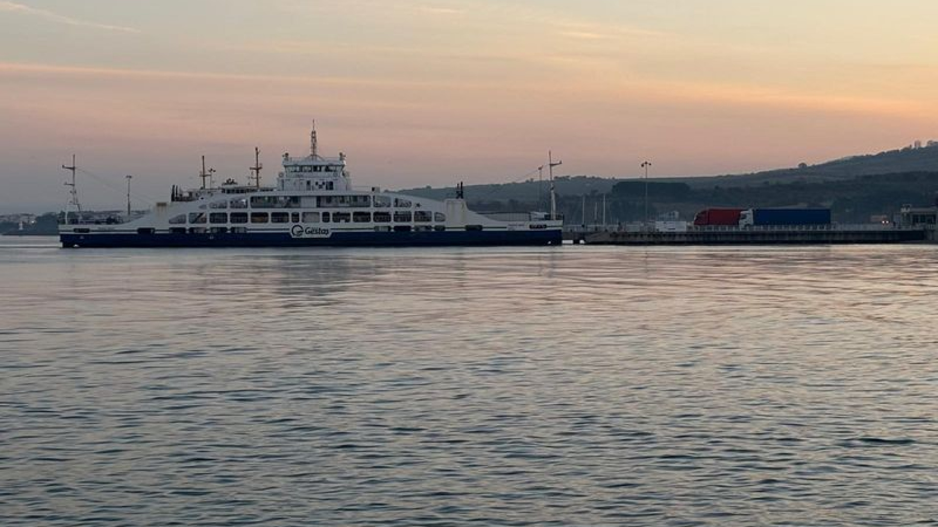 Son dakika: Güney Marmara'da bazı feribot seferleri iptal edildi | Son dakika haberleri