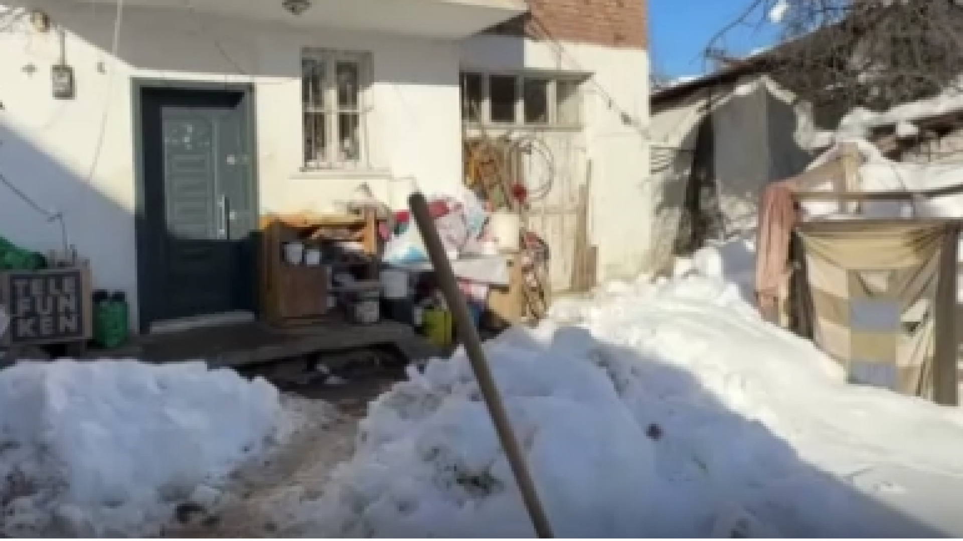 Son dakika: 80 yaşındaki kadın evinin bahçesinde ölü bulundu | Son dakika haberleri