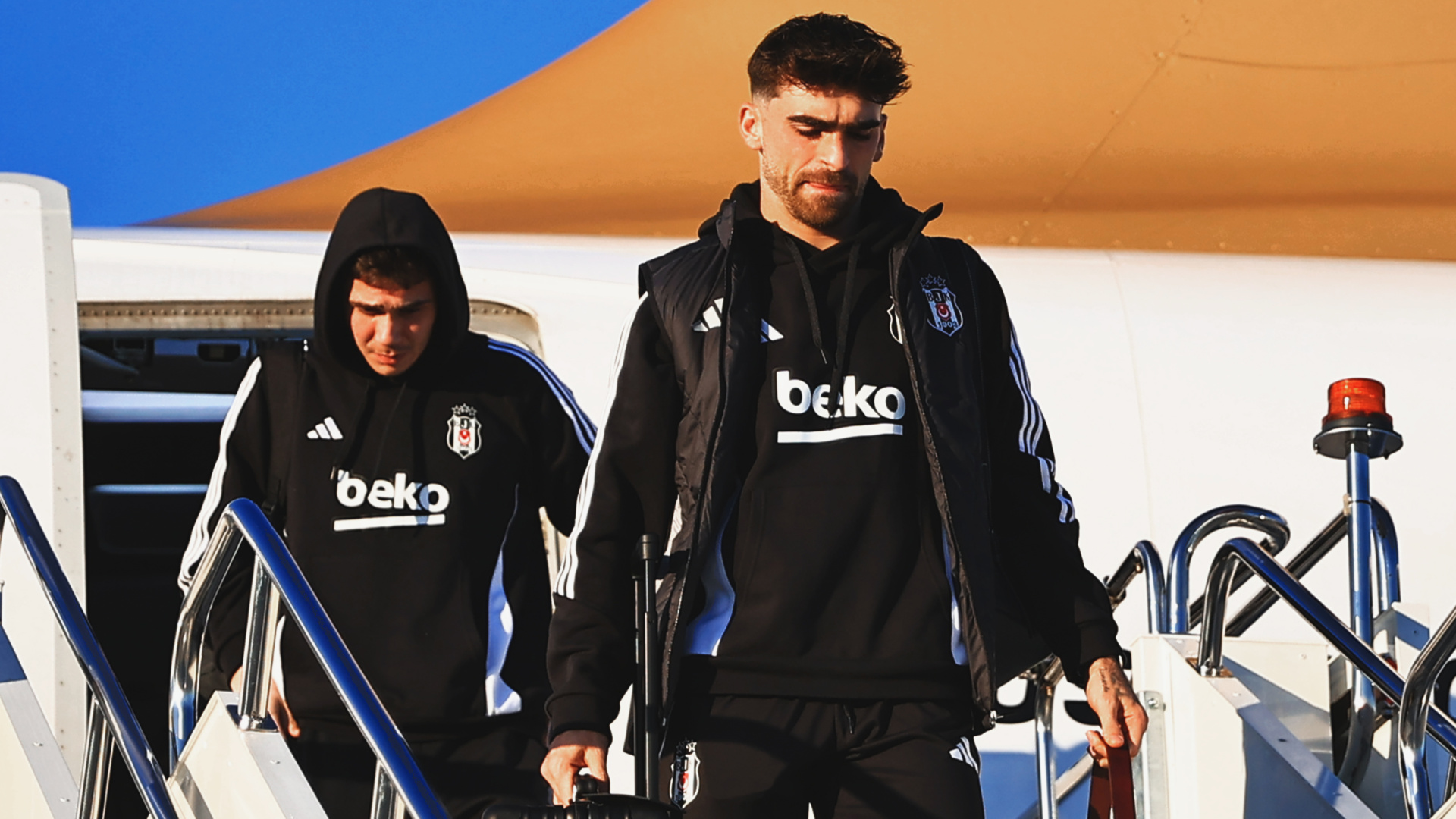 Beşiktaş, 2026 Sezonu İçin Antalya Kampına Başladı: 25 Futbolcu Kadroda