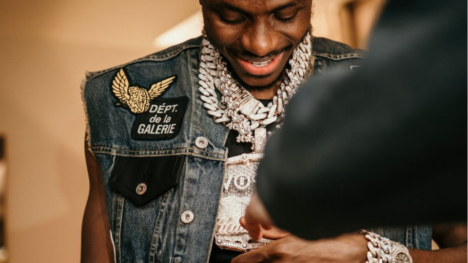 Osimhen'e 32 milyon TL'lik kolye