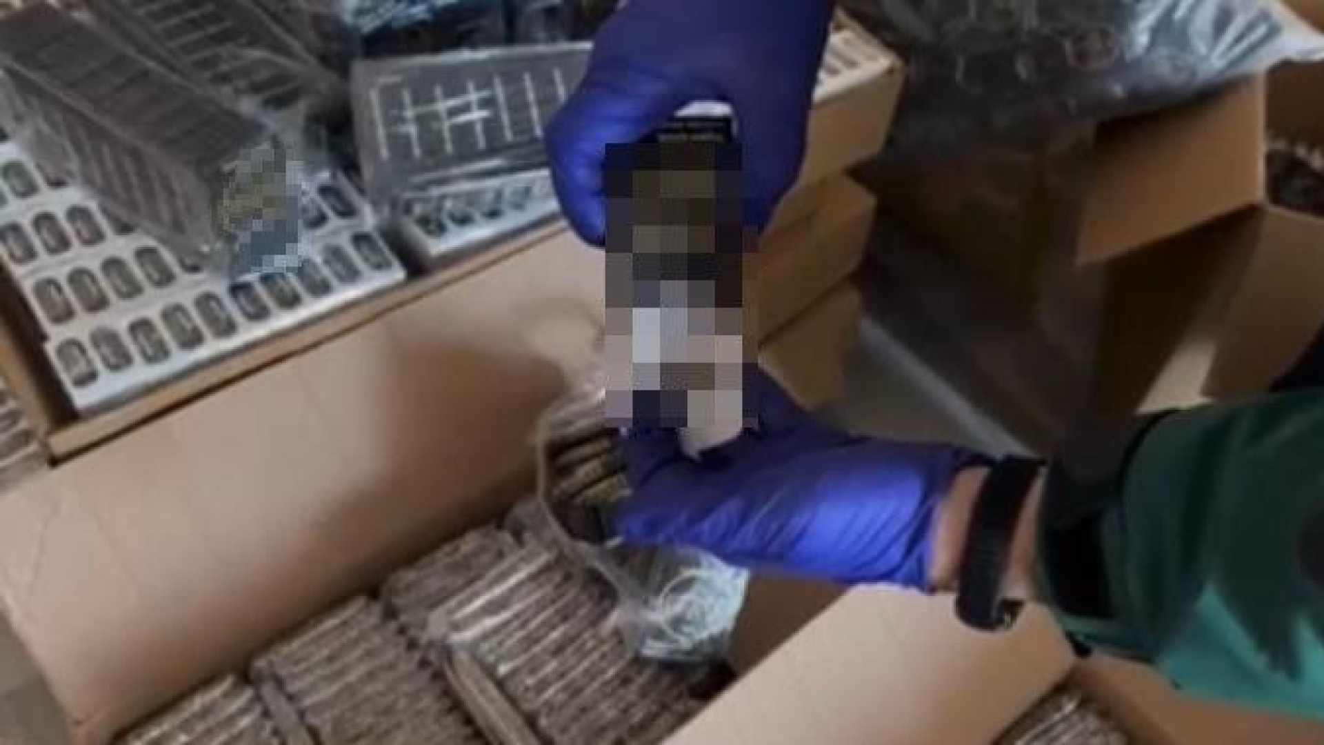 Kayseri'de 523 bin 600 makaron ele geçirildi