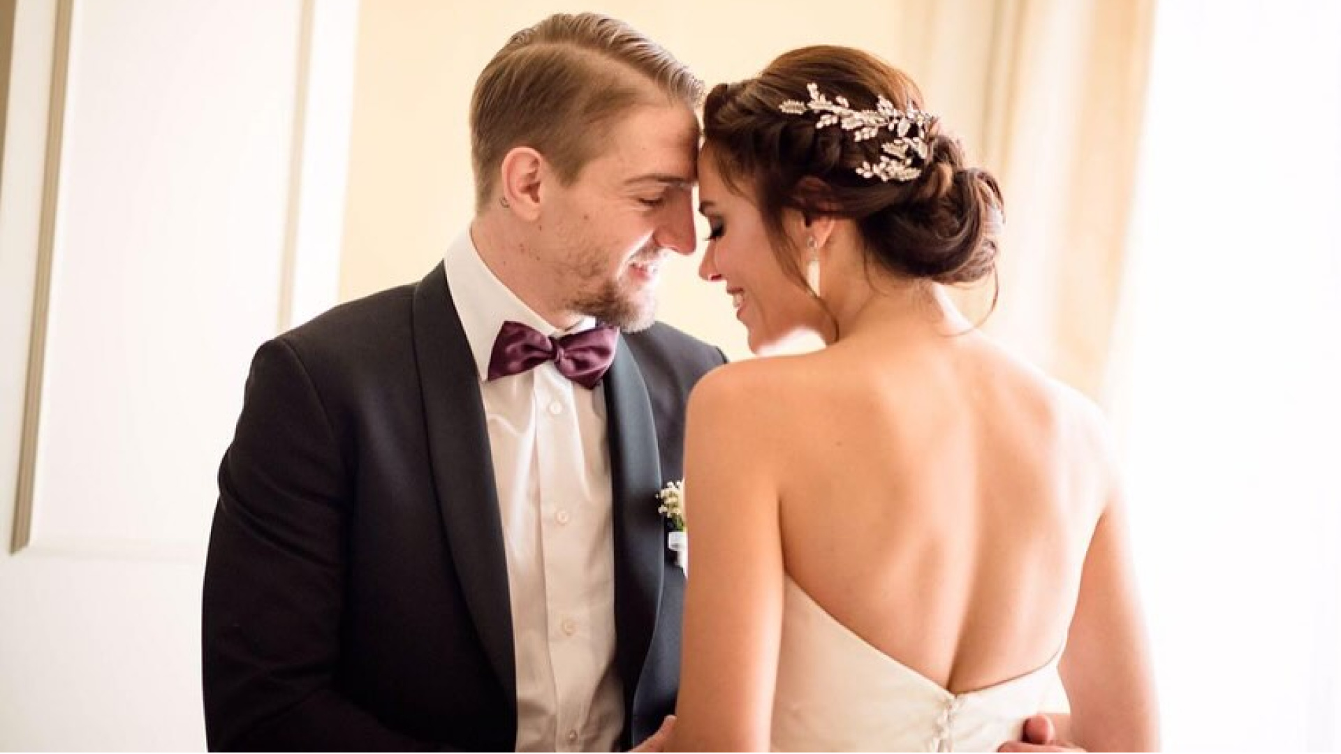 Caner Erkin ve Şükran Ovalı Evliliklerinin 9. Yılını Kutladı