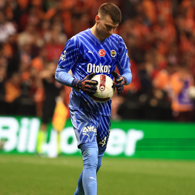 Fenerbahçe'den Livakovic kararı!