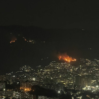 Trump: Maduro ve eşi yakalandı