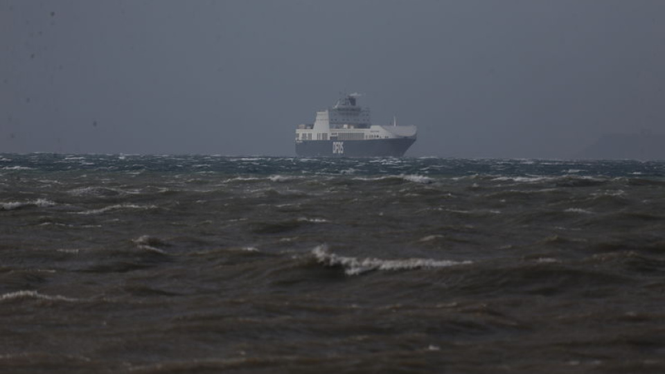 Çanakkale Boğazı transit gemi geçişlerine kapatıldı!