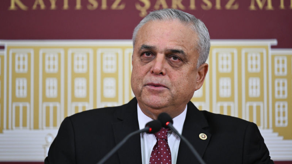 CHP'den istifa eden vekil AK Parti'ye geçecek