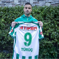Deniz Türüç, Konyaspor'da!