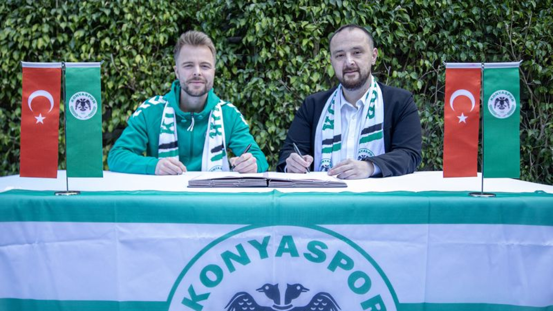Konyaspor, Norveçli yıldız Sander Svendsen'i kadrosuna kattı