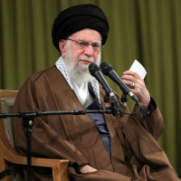 Ali Hamaney: Düşmana diz çöktüreceğiz