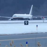 Nicolas Maduro'yu taşıyan uçak New York'a indi