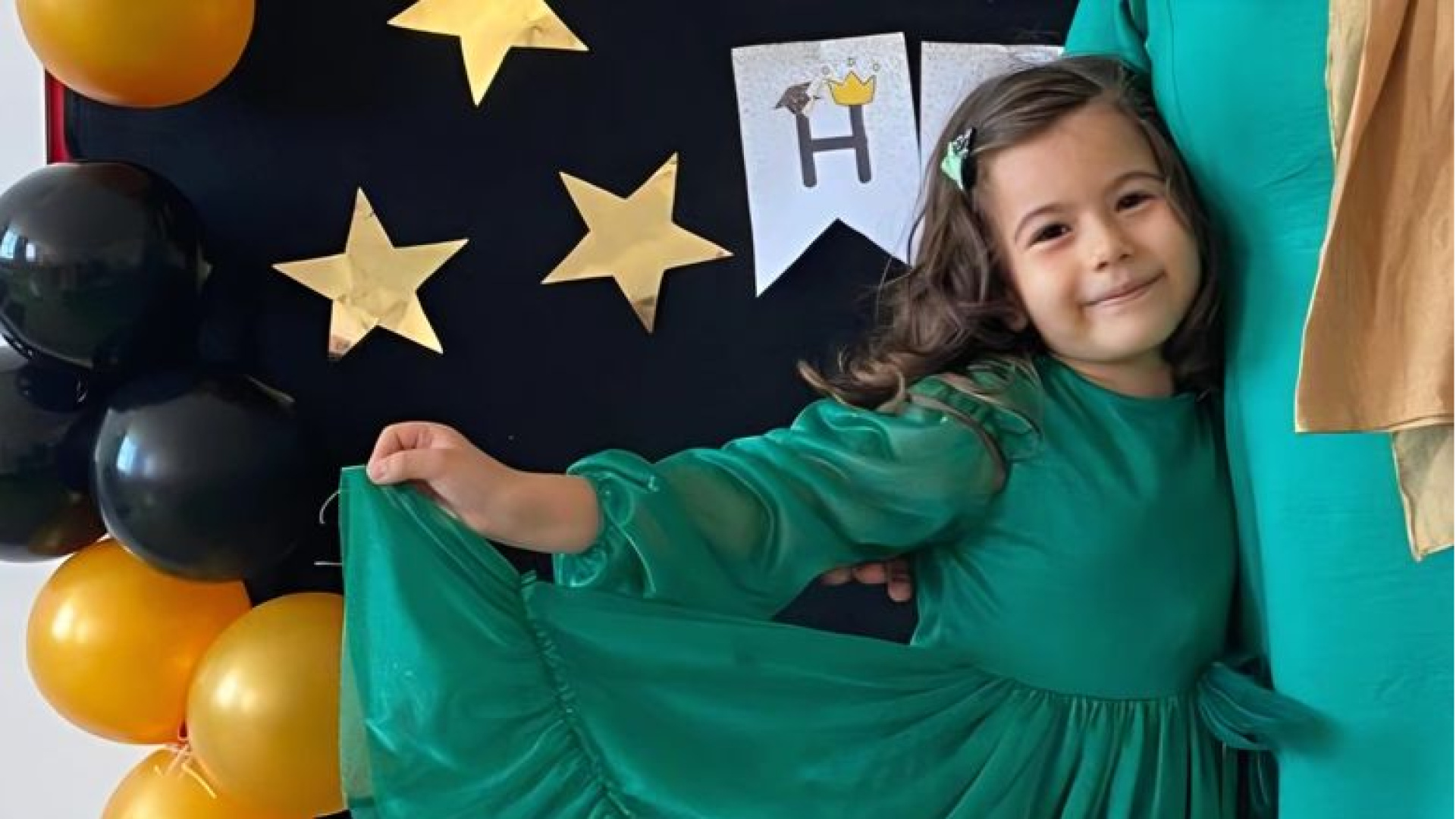 Antalya'da Korkunç Cinayet: Anne ve 7 Yaşındaki Kızı Evinde Bıçaklanarak Öldürüldü