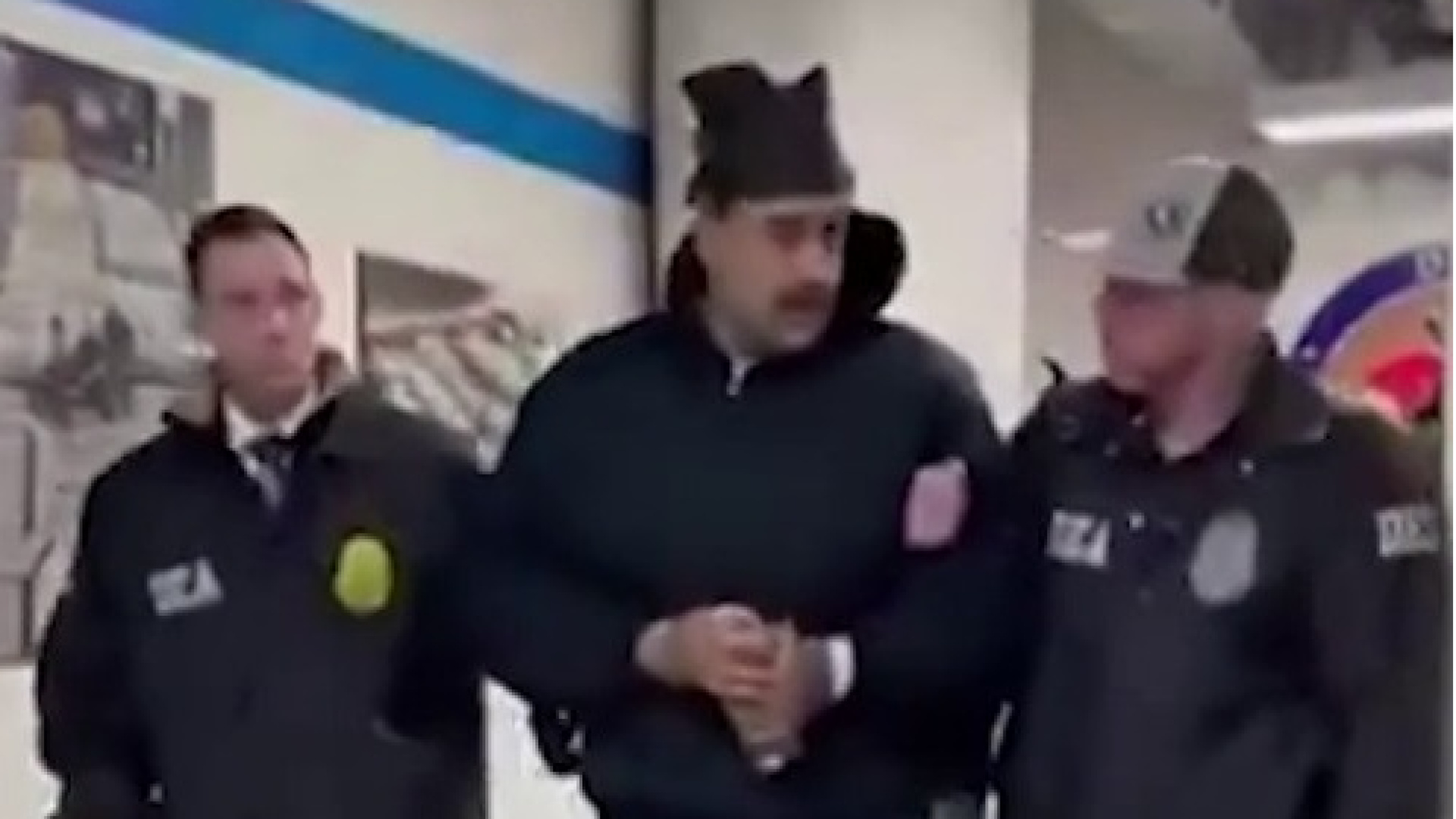 Nicolas Maduro, ünlülerin hapishanesinde tutuklu kalacak