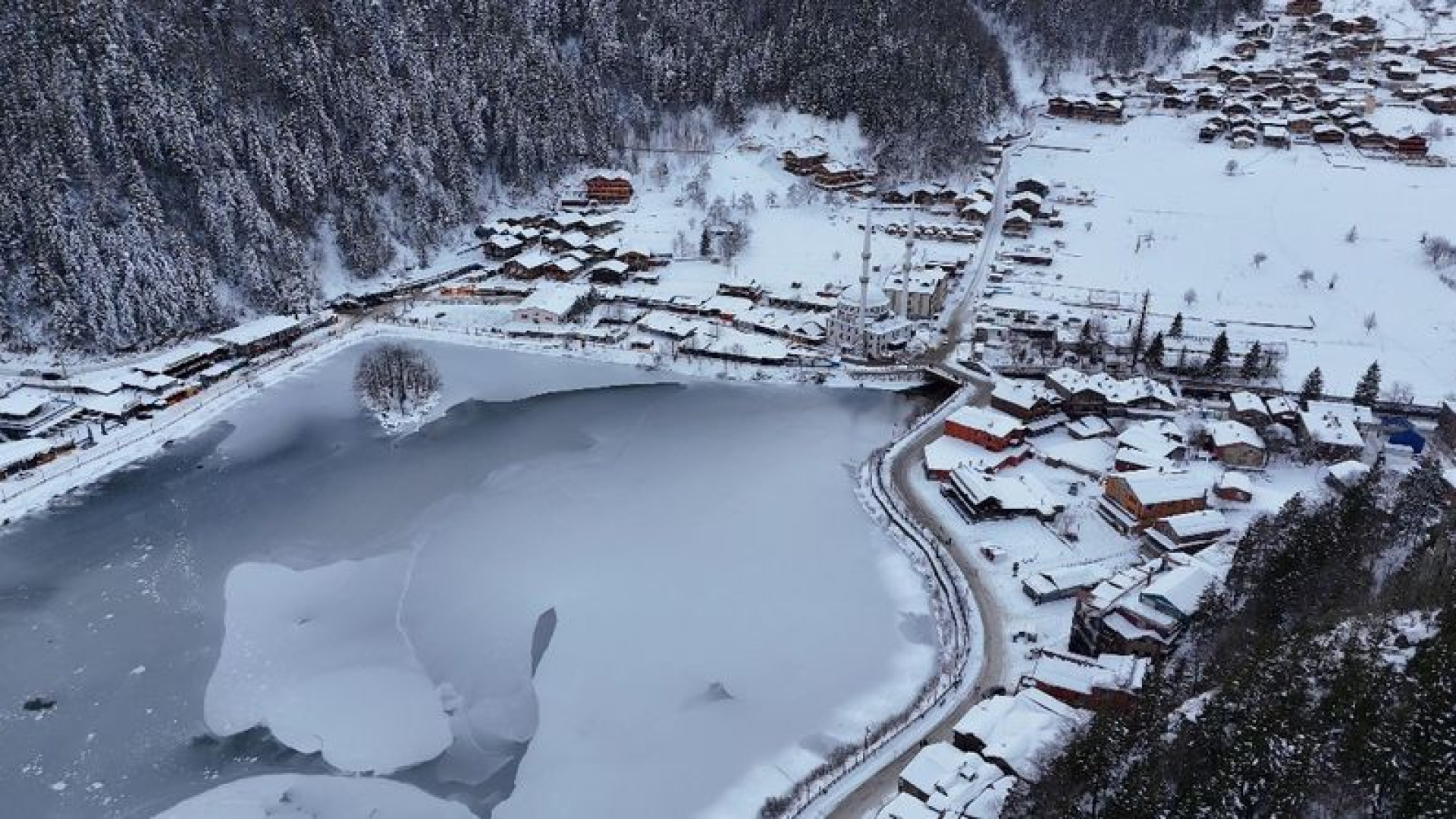 Son dakika: Uzungöl yaylası buz tuttu işte görsel şölen | Son dakika haberleri