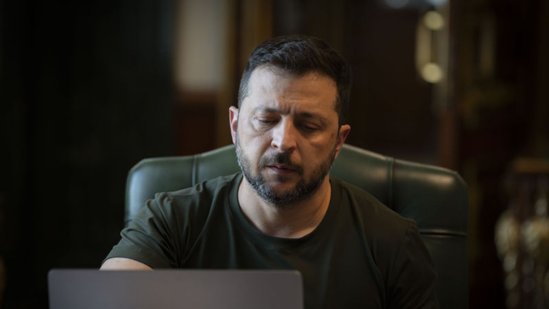 Zelenskiy: Diplomasi Başarısız Olursa Aktif Savunmaya Geçeceğiz